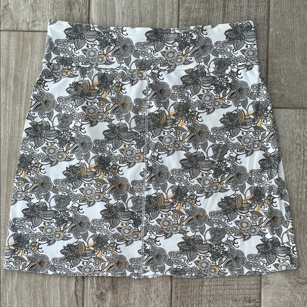 Royal Robbins brown/white/orange patterned knit skirt, size Large